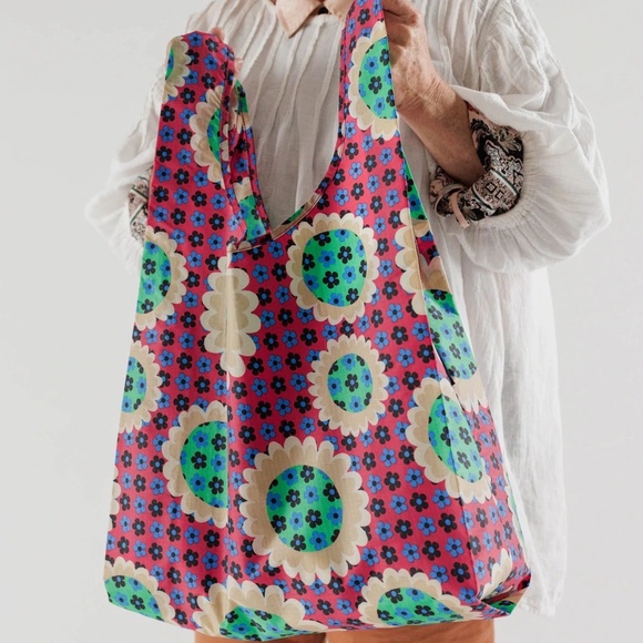 BAGGU NWT Set of Three Reusable Tote Bags - Picture 6 of 8